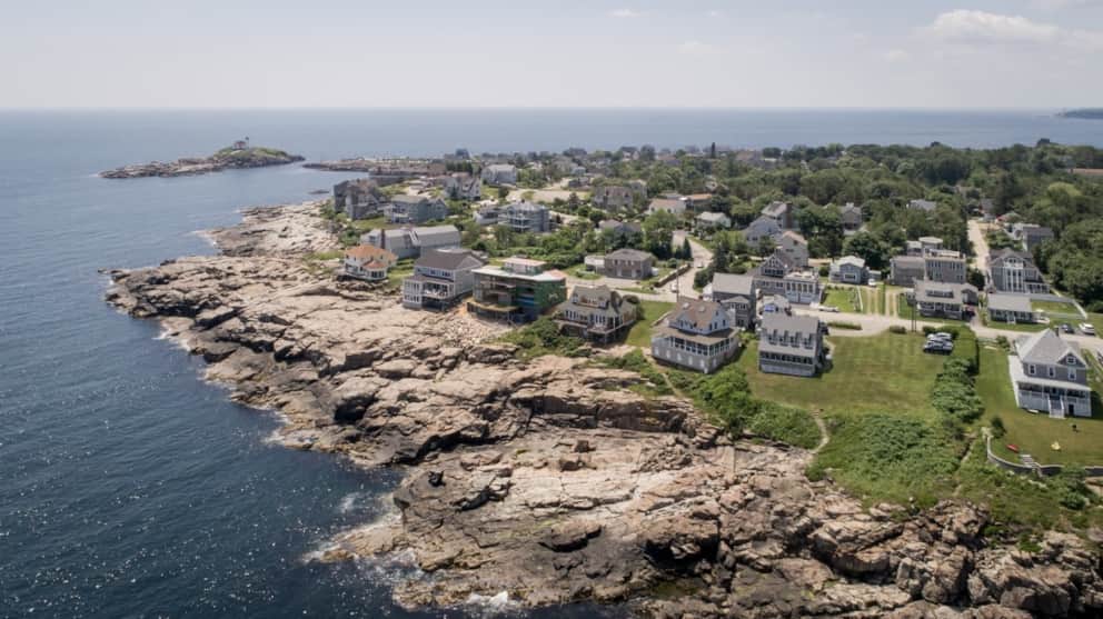 York Maine Beach House & Winnipesaukee Lake House Vacation Rentals