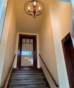 Main House Entrance/6 Steps