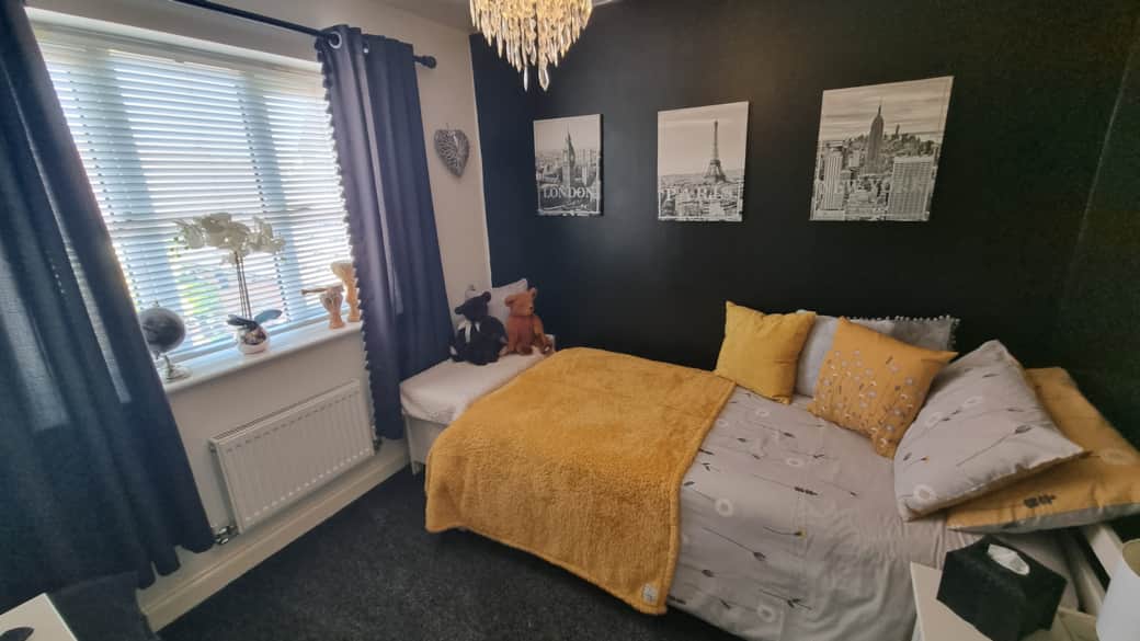 Bedroom 2 - Single Room with Single Bed
