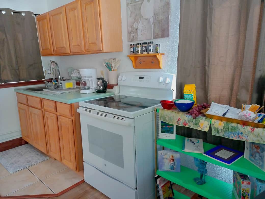 Full Kitchen Stocked with Supplies