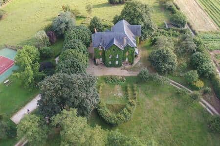 vue aérienne domaine maison d'Adèle