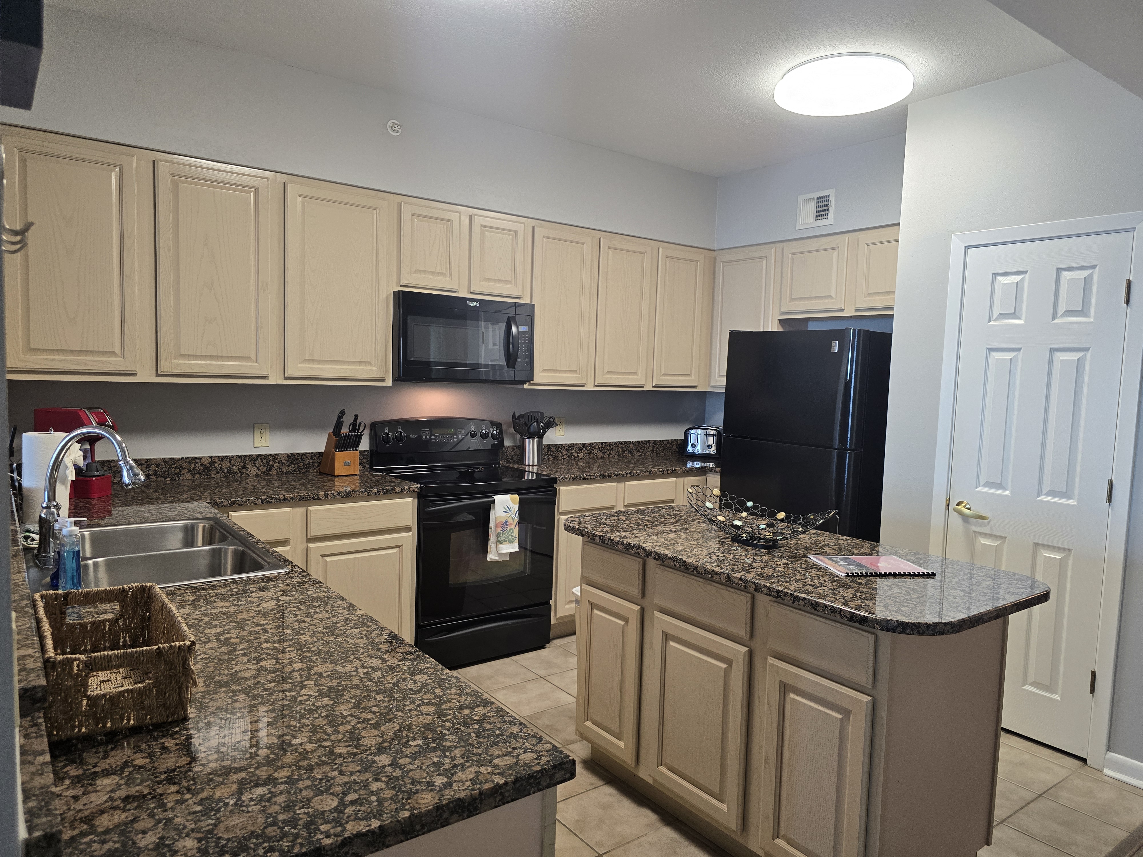 3br 2ba Beachfront Condo