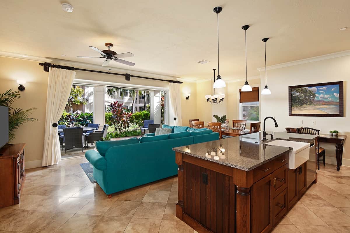 open floor plan kitchen living area, opens up onto the lanai