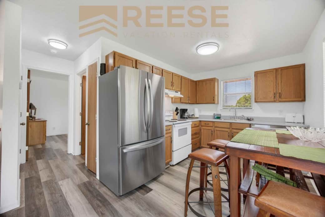 Kitchen/Hall