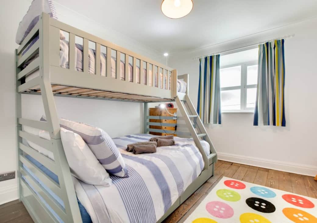 Double bunk