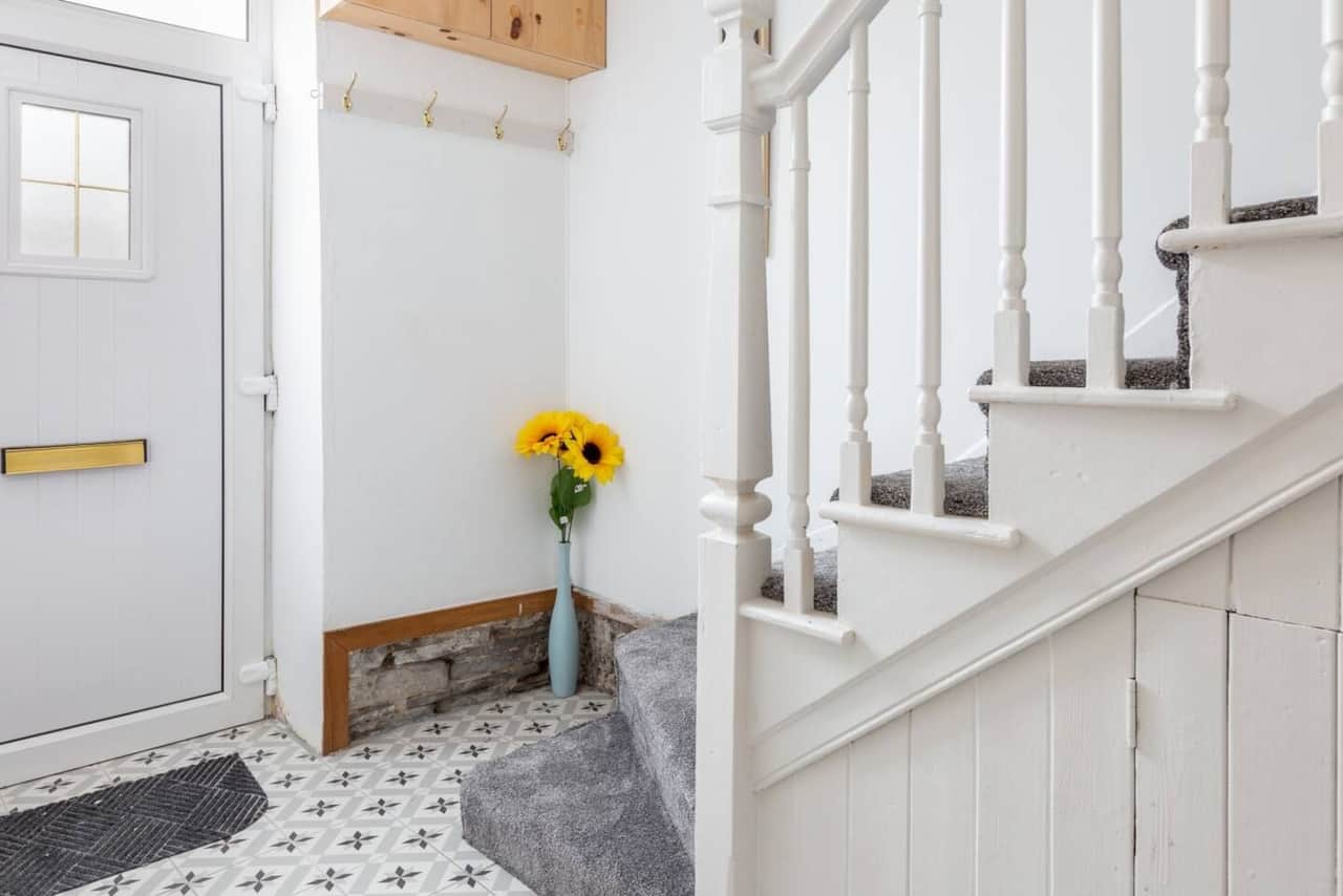 Hallway and enterence of holiday home Riverview Enistymon