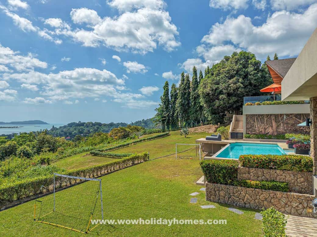 Hillside private pool villa overlooking the Andaman Sea Hillside private pool villa overlooking the Andaman Sea