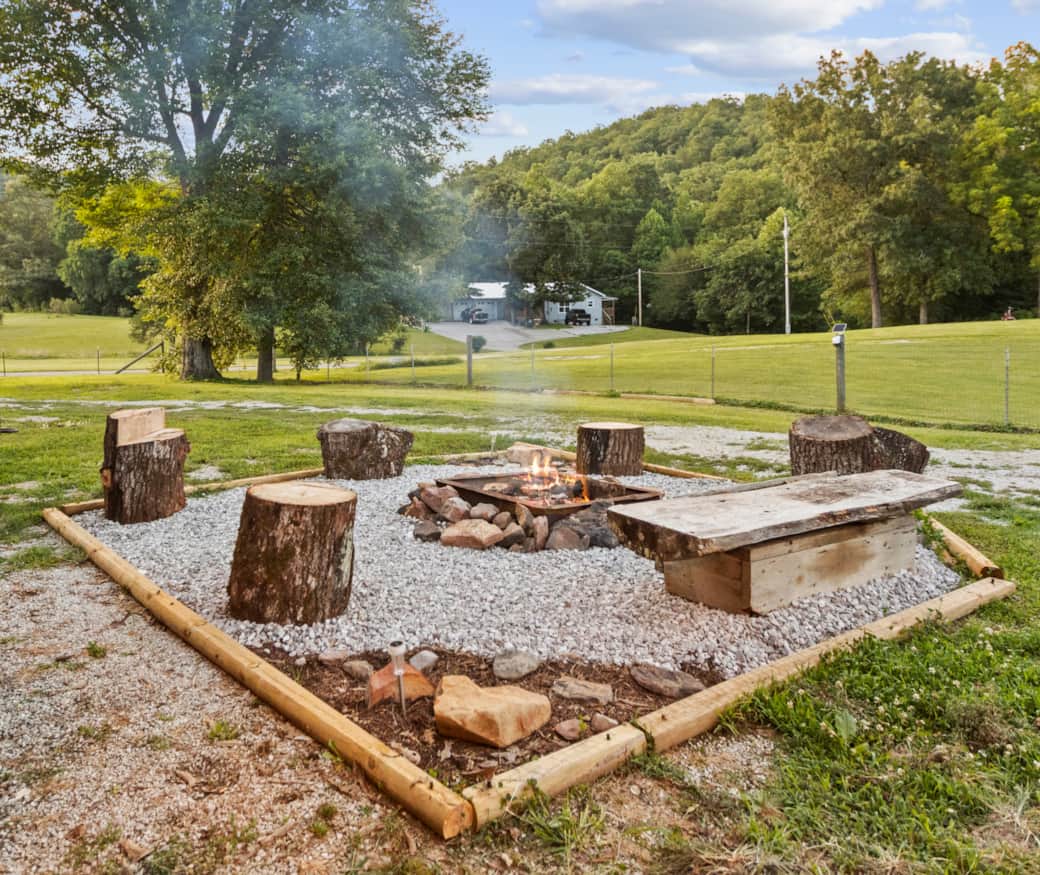 Back Fire Pit Back Fire Pit