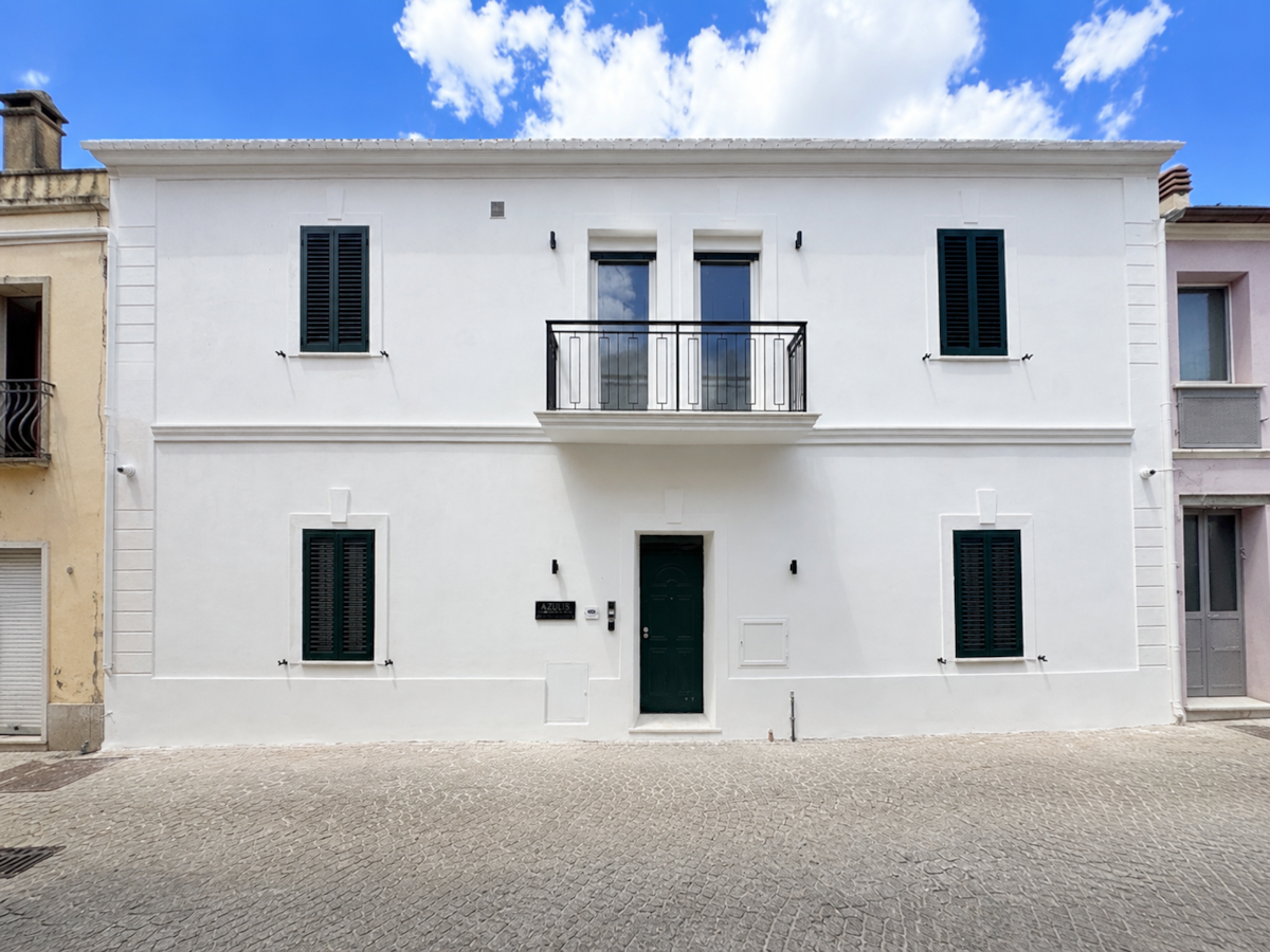 Privato Parking