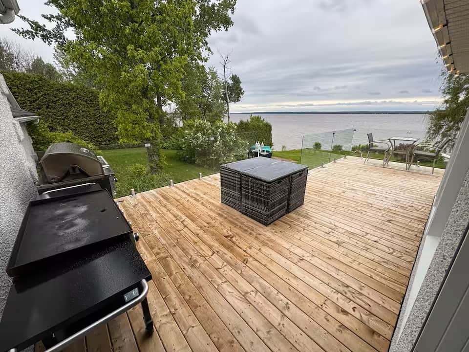 Chalet ALORA - Patio 01 Chalet ALORA - Patio 01