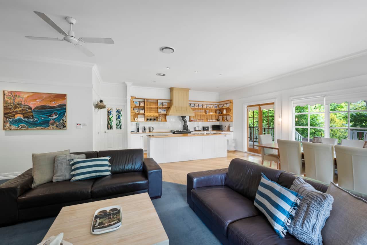 Lucindale Open Plan Living 02