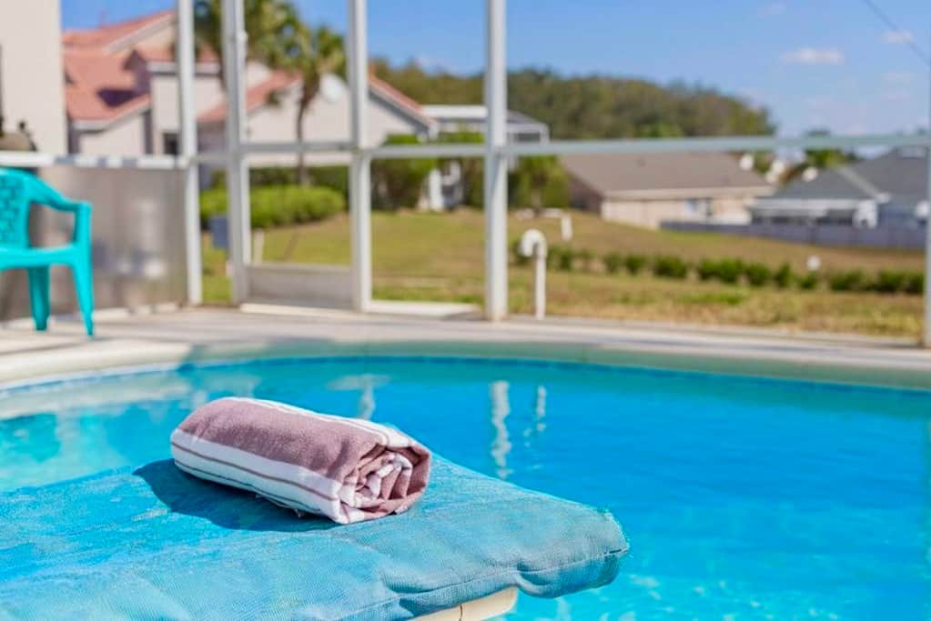 All towels & bed linen are provided 