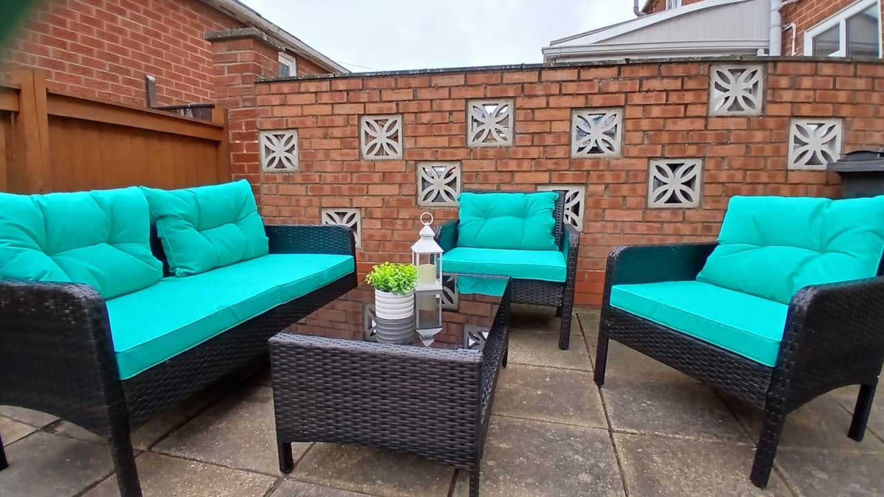 Enjoy the garden at Seashells