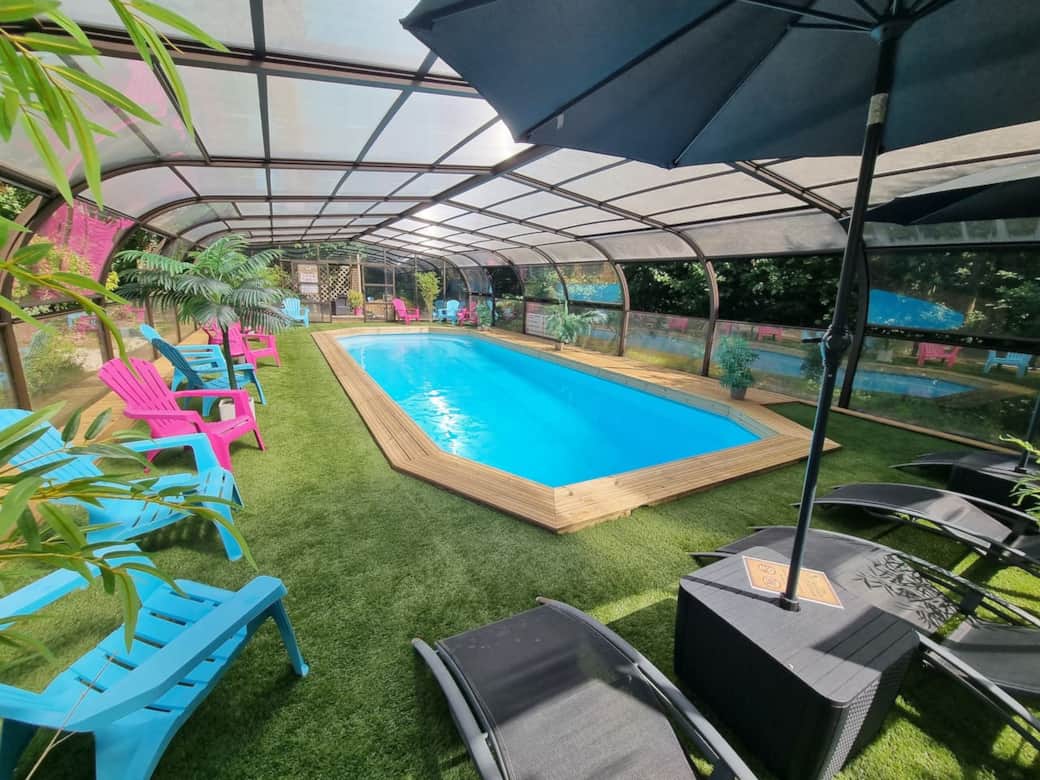 PISCINE COUVERTE PISCINE COUVERTE