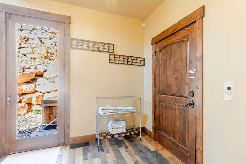 4 Stop Elevator, ADA Accessible