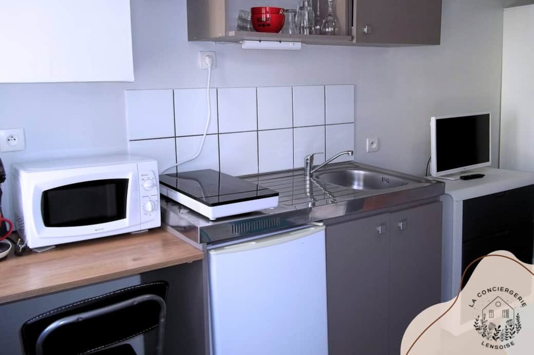 CUISINE EQUIPEE
NECESSAIRE DE CUISON
