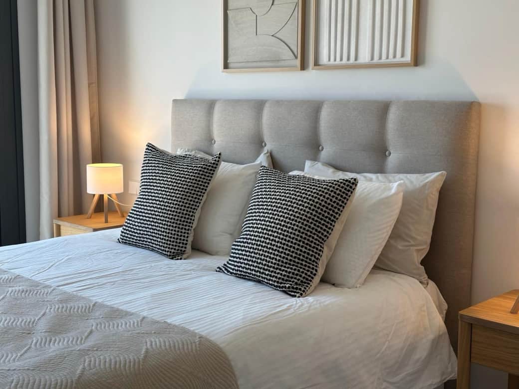 Main bedroom with kingsize bed Main bedroom with kingsize bed