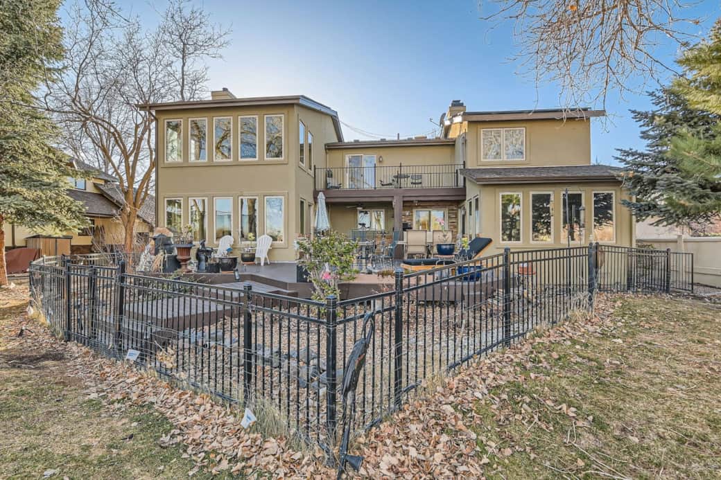 Welcome to our shared, family home in a golf course community in Broomfield Welcome to our shared, family home in a golf course community in Broomfield