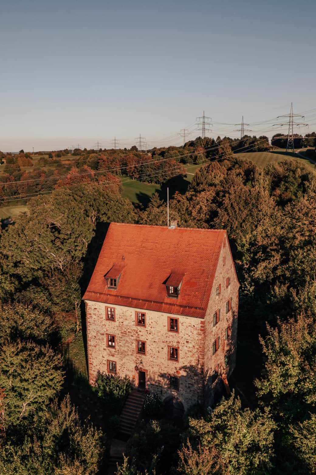 Drohnenflug ansicht Burg Drohnenflug ansicht Burg