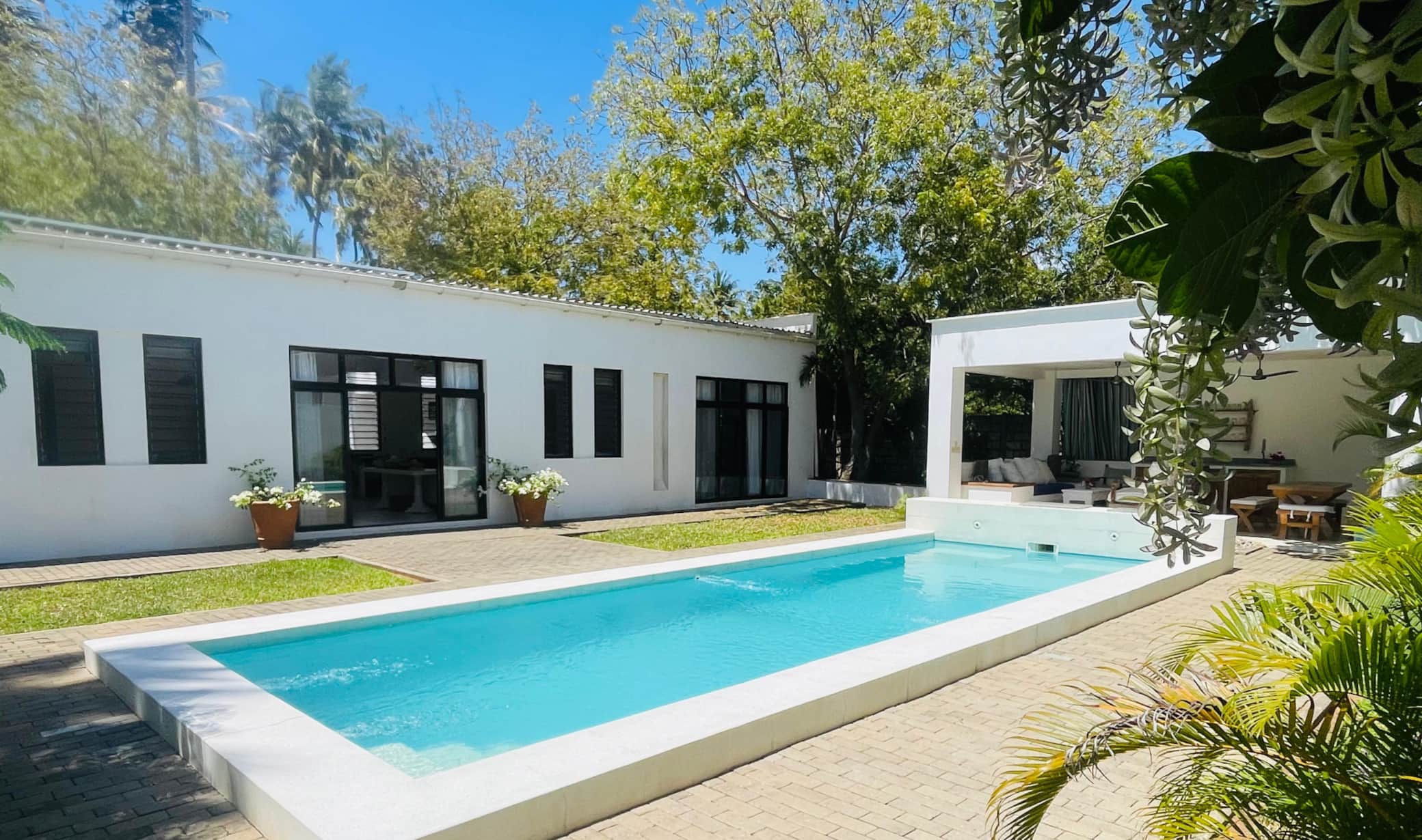 Nyumba Nyekundu Villa Garden with Pool.jpg