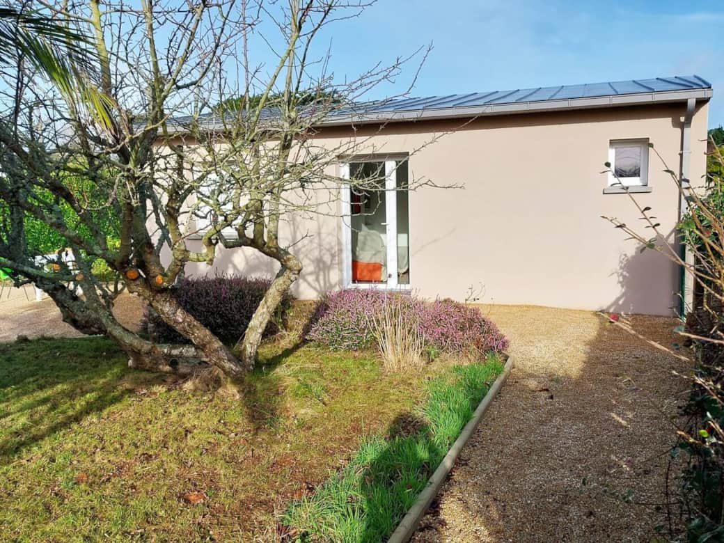 La maison et son jardin calme et paisible 