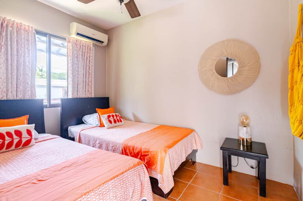 Guest Bedroom with two Twin Sized beds