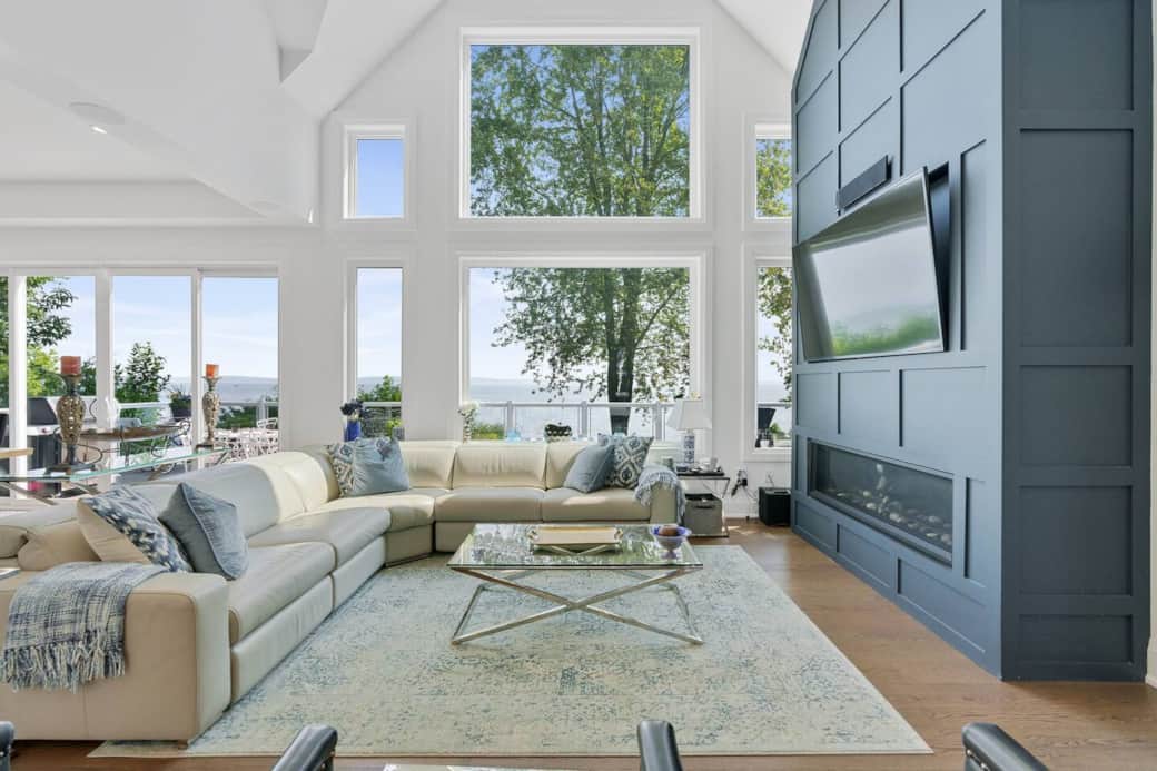 Enjoy a 70" screen with streaming services