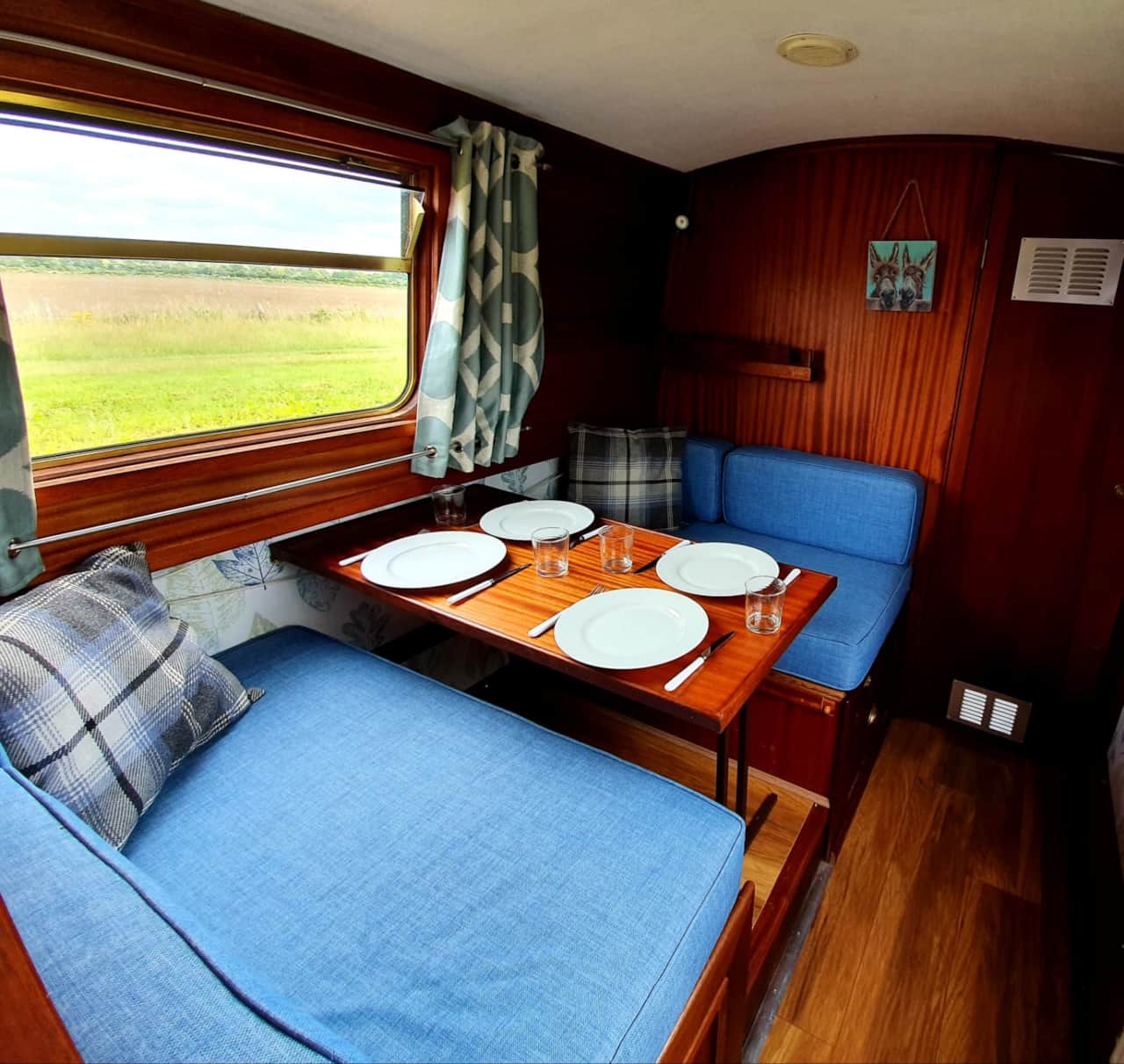 Dining area in a narrowboat