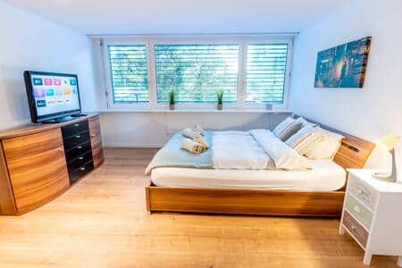 3447de35 c8df 4387 8095 7a2ae4d56ff5