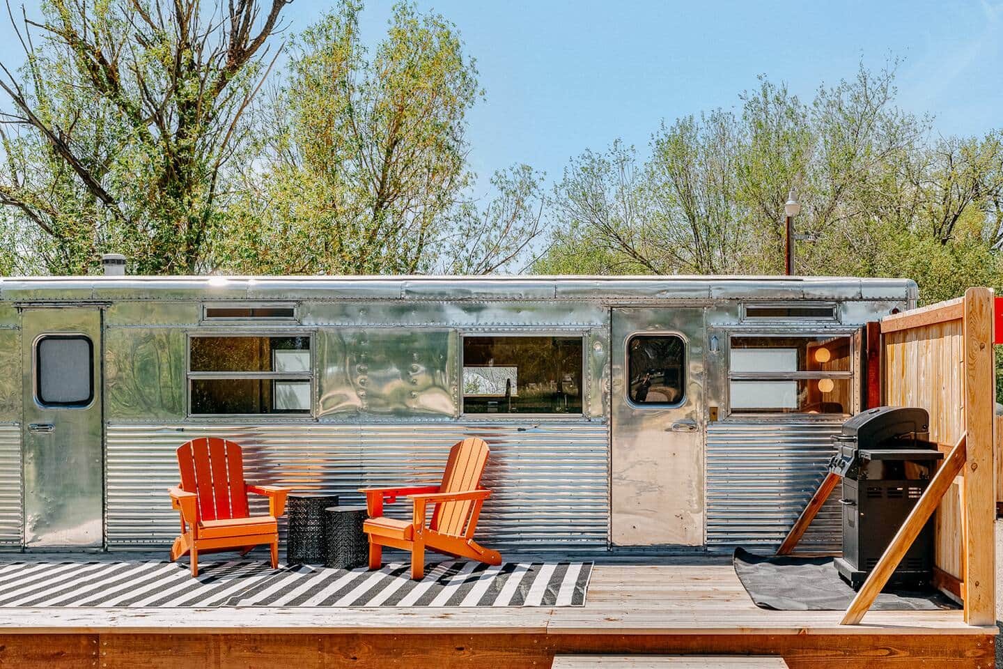The 56 — 1956 Spartan Royal Manor
