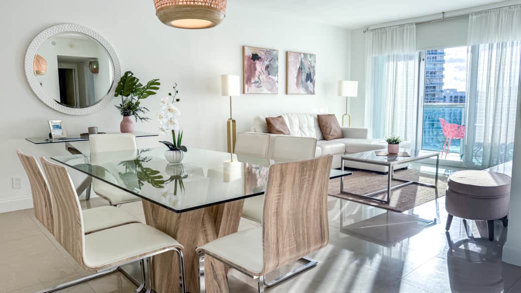 Comedor y sala de estar