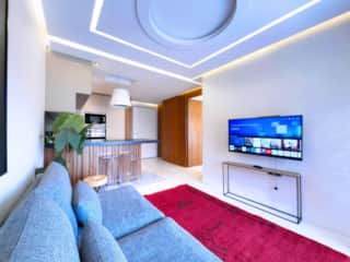 Appt de Luxe avec Terrasse, Piscine & Parking — photo 6