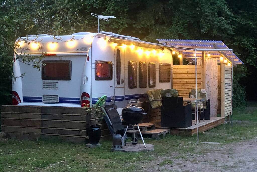 Outside in the evening with party lights