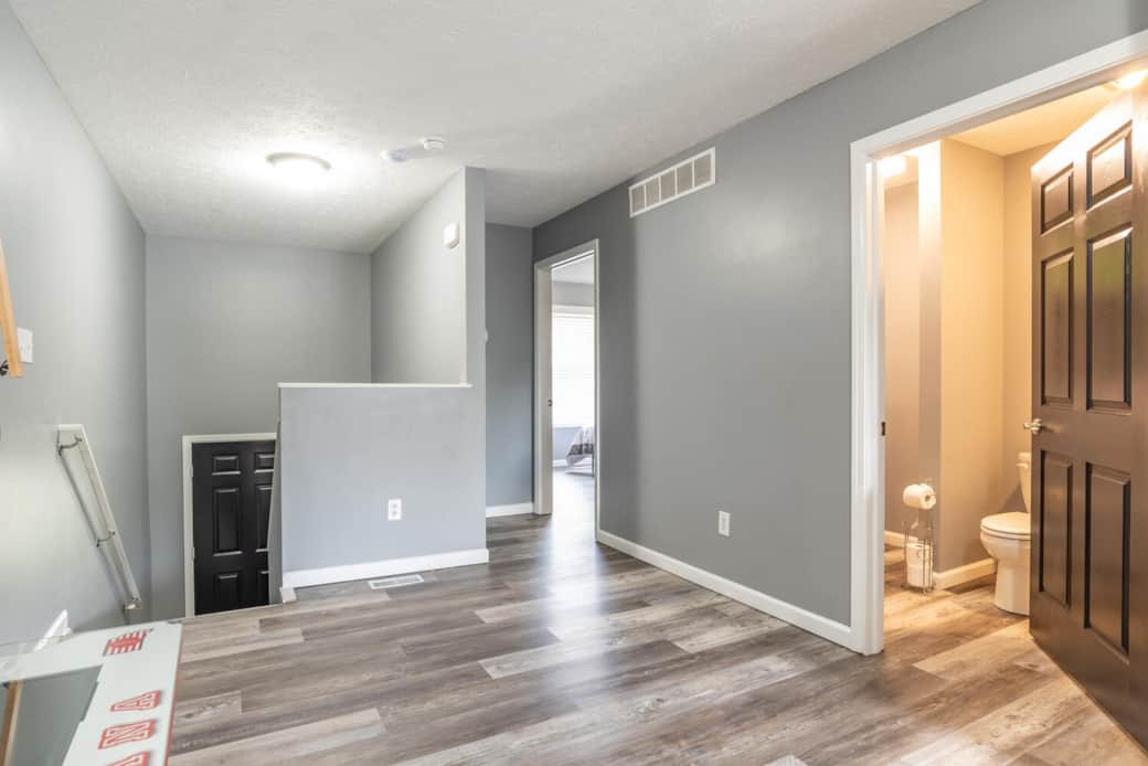 1450 N Willis Dr Unit 2-large-005-002-DSC3944-1499x1000-72dpi