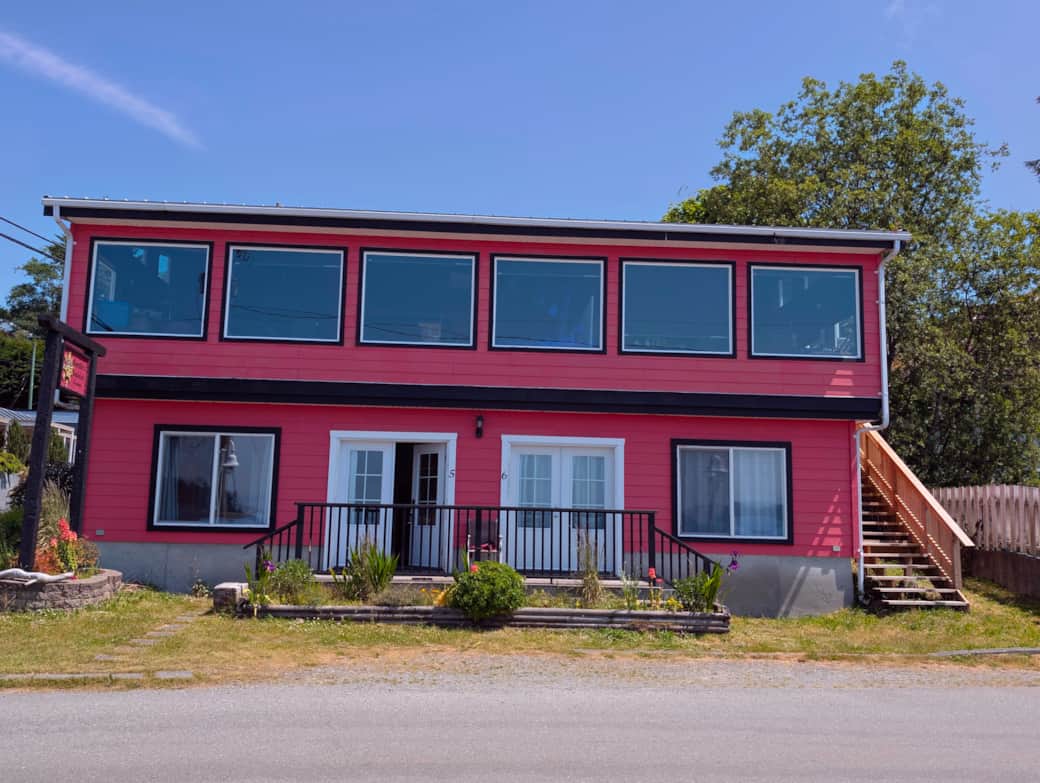 Street View of the Gordie's Building.