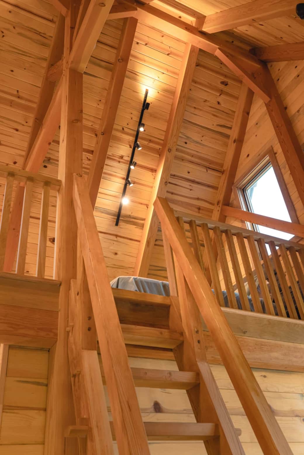 Loft Loft