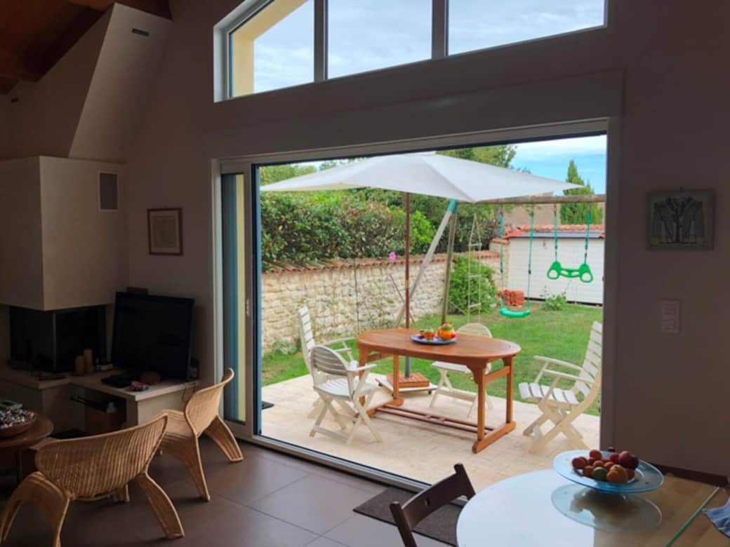 logement #3- séjour et jardin