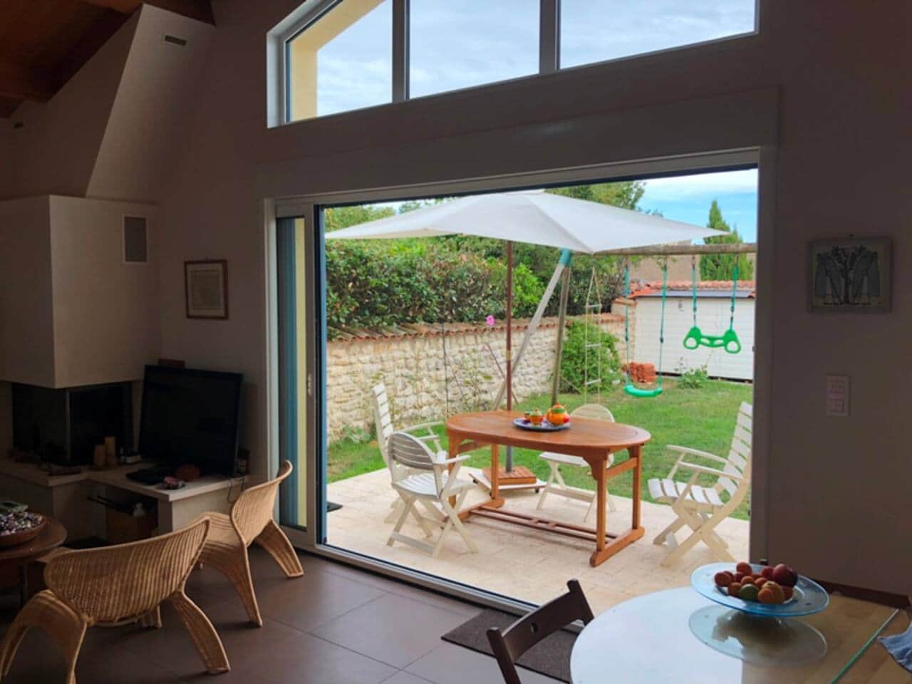 logement #3- séjour et jardin
