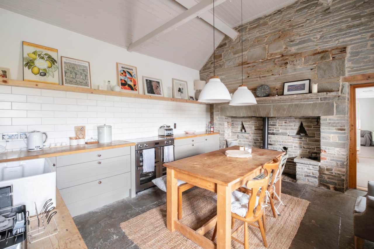 Kitchen and dinning room