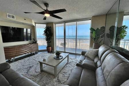 D0691249 23b6 49db abee d4db6536a682