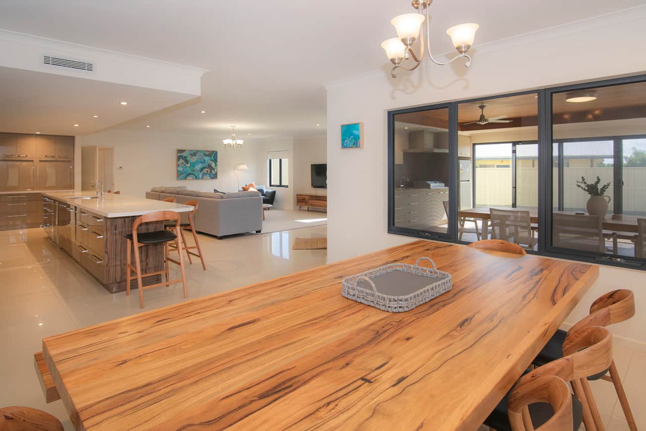 5 Park Way - SALT MANNA downstairs open plan
