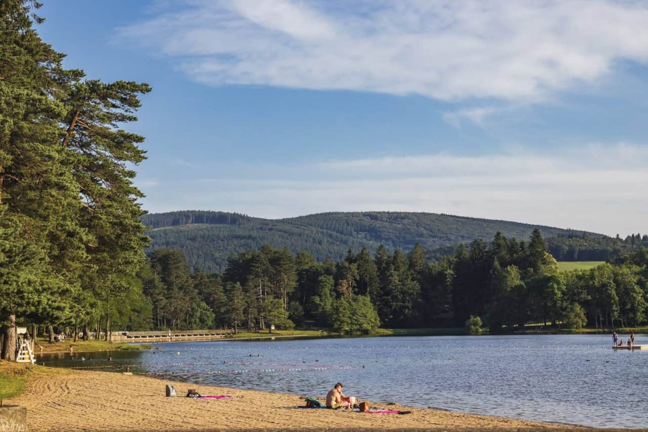 Plage du Lac des Montagnés (MAZAMET) à 50m de la maison