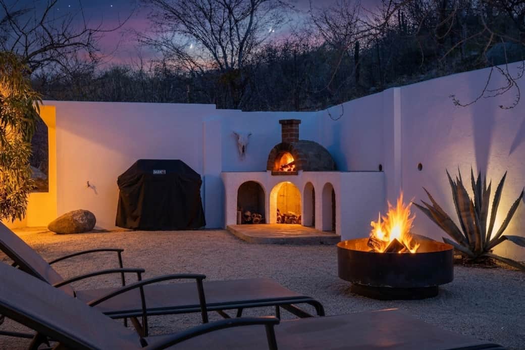 Evening in the courtyard