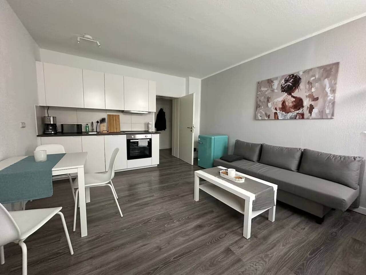 Wohnzimmer mit Küchenzeile