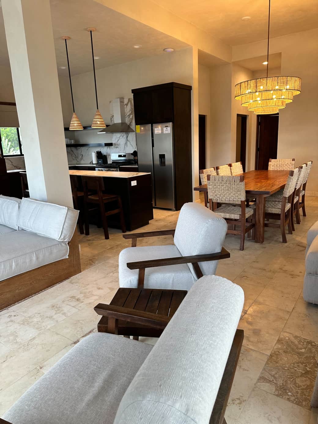 Kitchen/Living/Dinning Overview Kitchen/Living/Dinning Overview