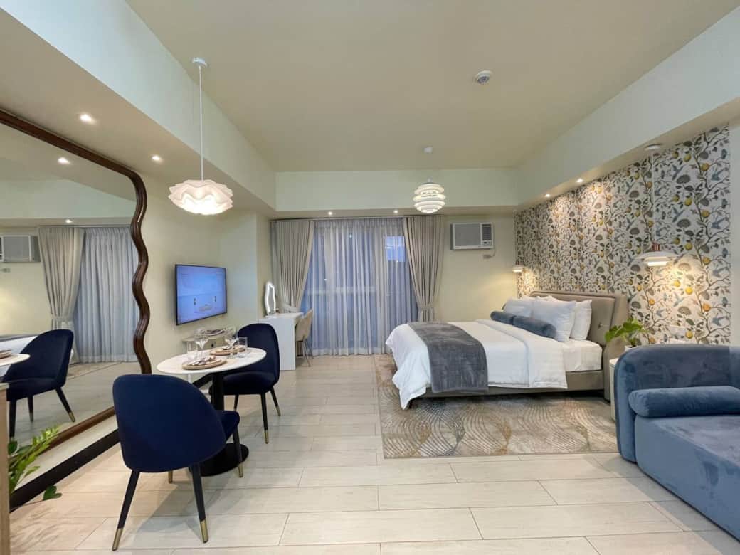 A spacious studio apartment with 2 seaters sofa, a charming balcony, measuring 41 square meters. This place is super cozy, with a comfy bed, soft linens, and pillows that just beckon you to unwind and recharge after a long day!