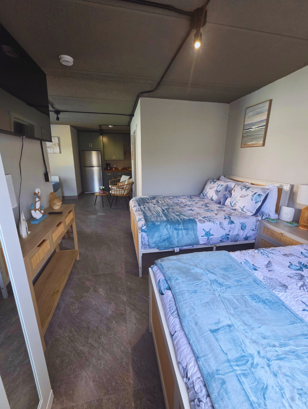 Smart TV, nightstand, coffee table, and a spacious closet for your comfort. Treasure Island, FL
