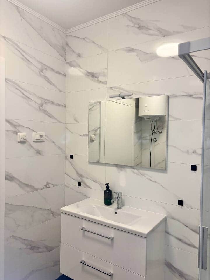 1 Badezimmer OG