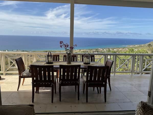 Outdoor dining area