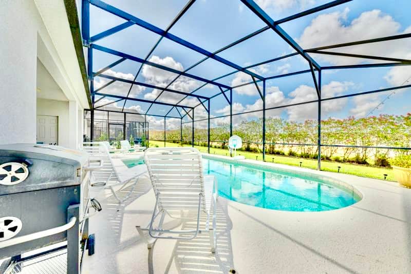 A large social space with all that you'll need for your stay